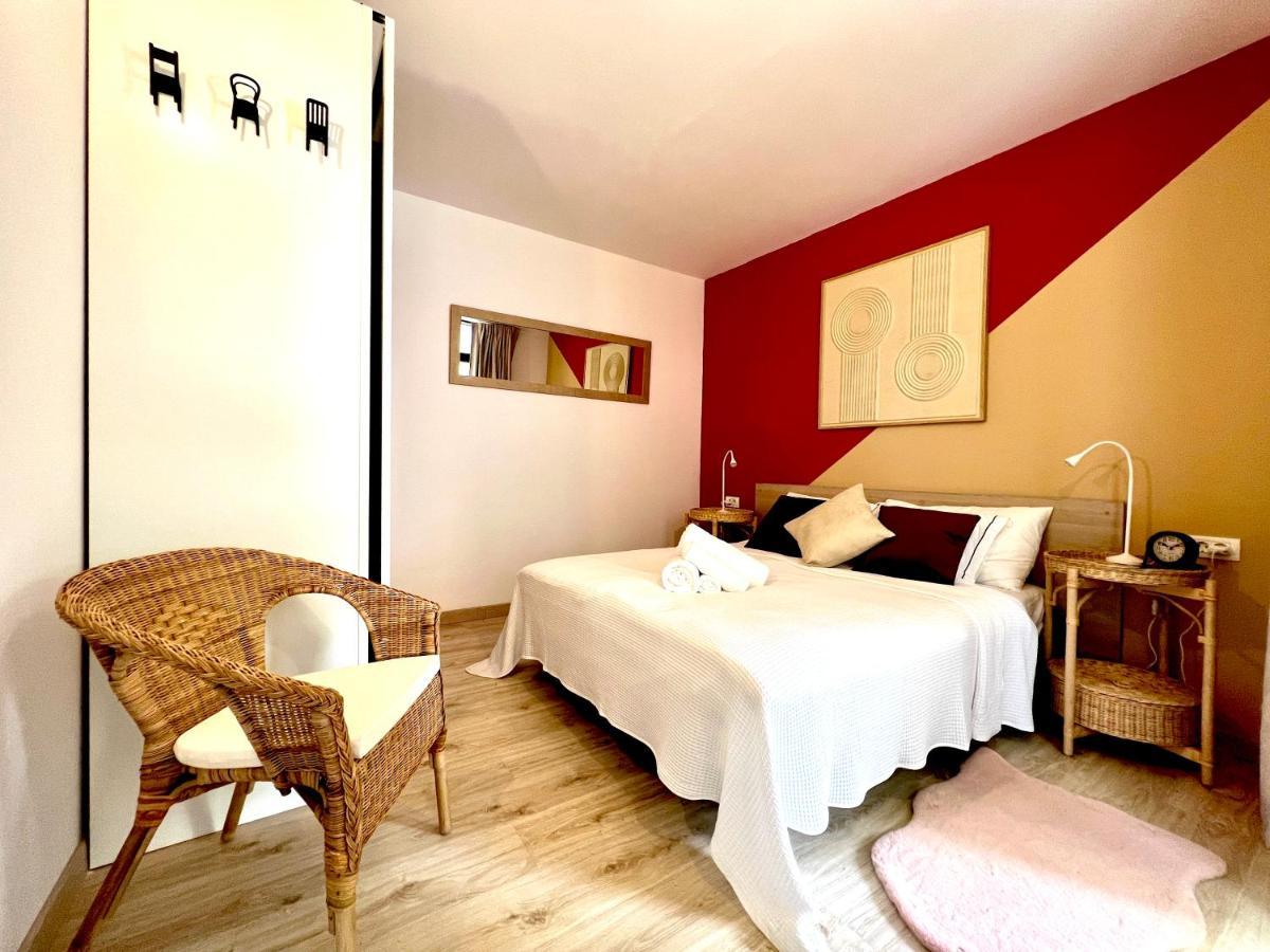 Stunning Lovely Flat With Pool And Strong Wi-Fi, 31 Arona  Exterior photo
